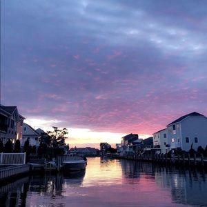 Meet your Posher, Chloe